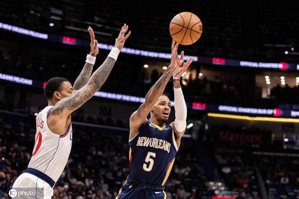 伦纳德25+8贝25+5+4 鹈鹕18分逆转送快船三连败